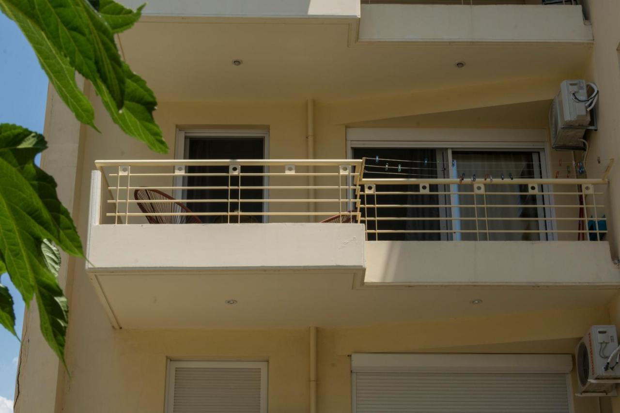 Nora'S Home Kalamata Exterior photo